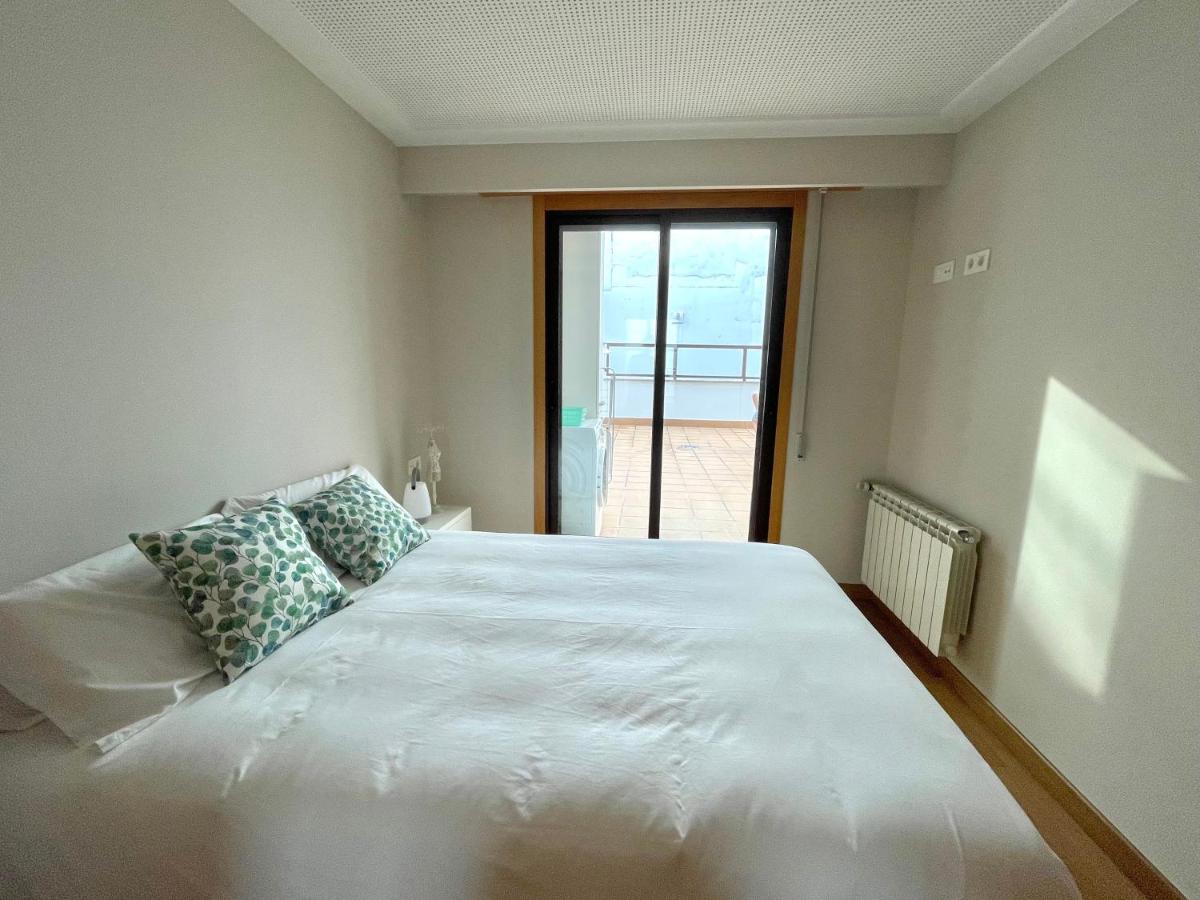 Estudio Centrico 1 Con Terraza Y Parking Privado Ourense Exterior foto