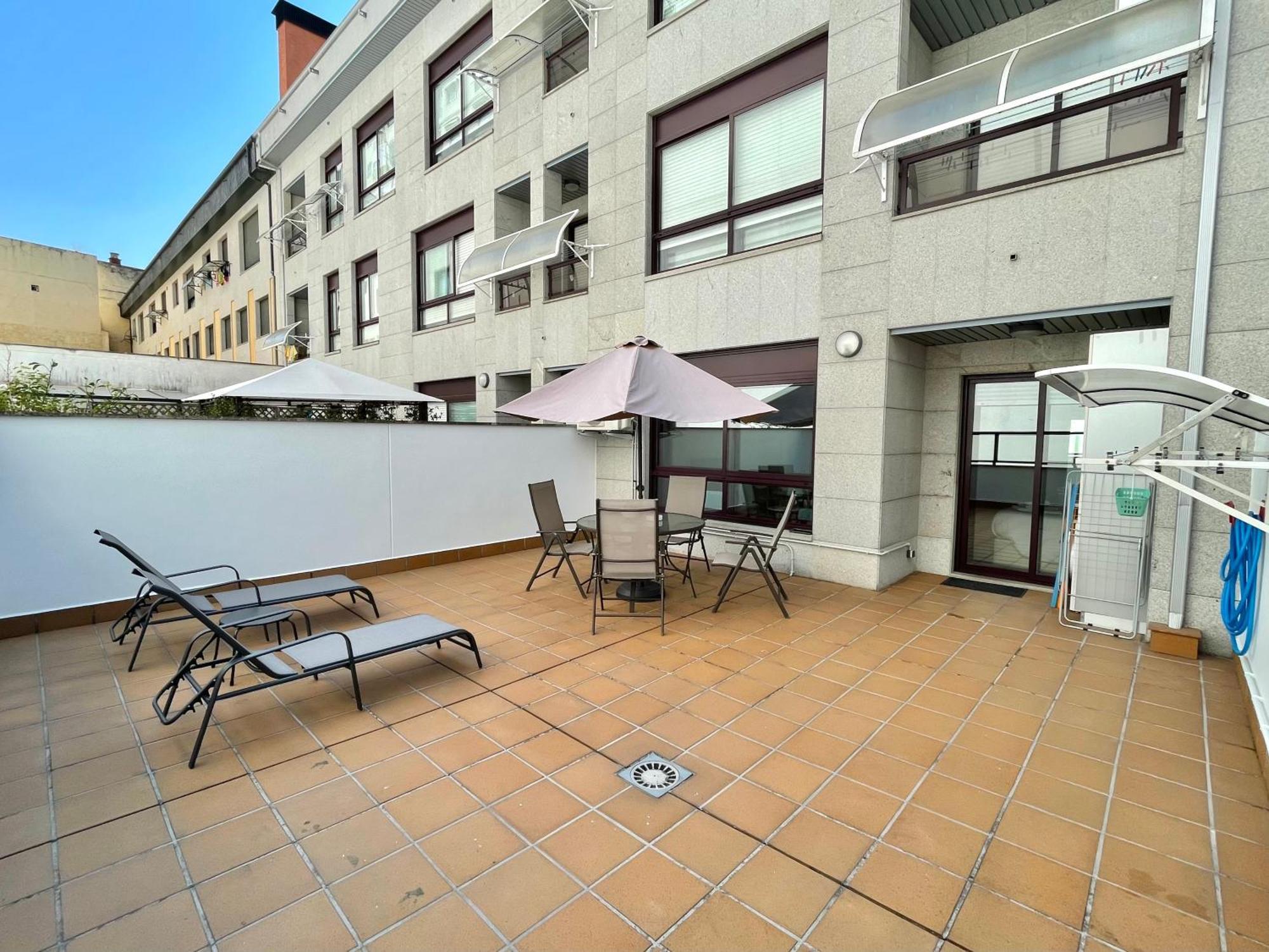 Estudio Centrico 1 Con Terraza Y Parking Privado Ourense Exterior foto